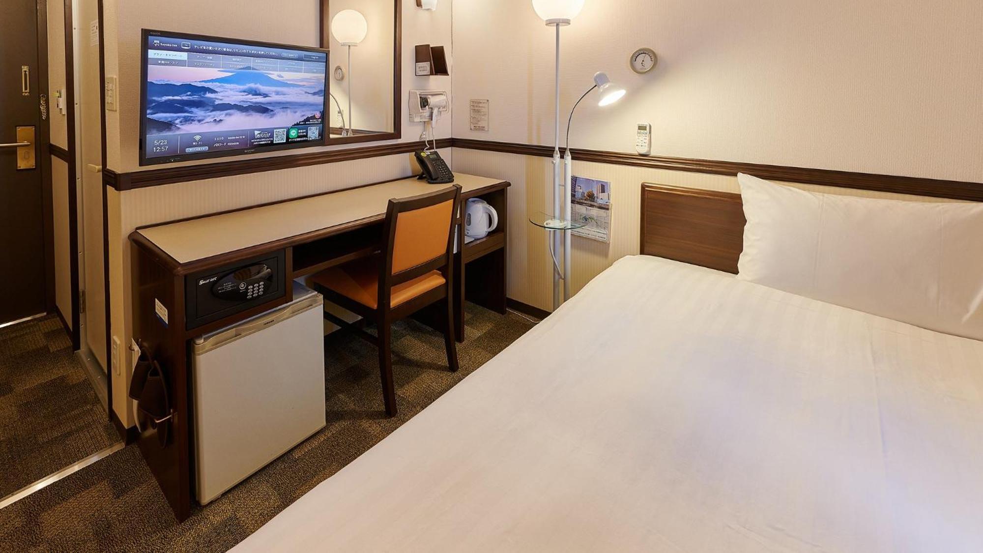Toyoko Inn Fukuyama-Eki Shinkansen Minami-Guchi Rum bild